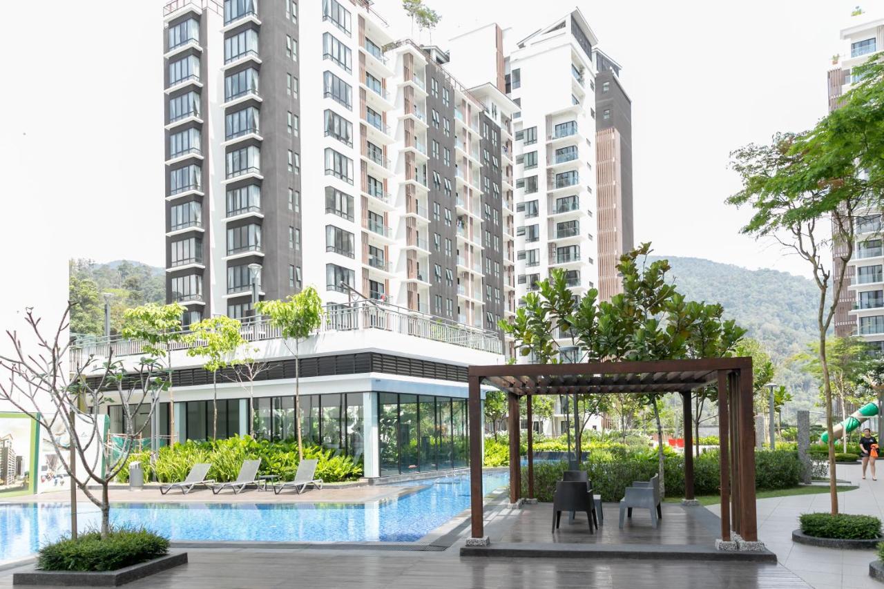 The Tropic@Midhill Genting Apartment Dataran Tinggi Genting Bagian luar foto