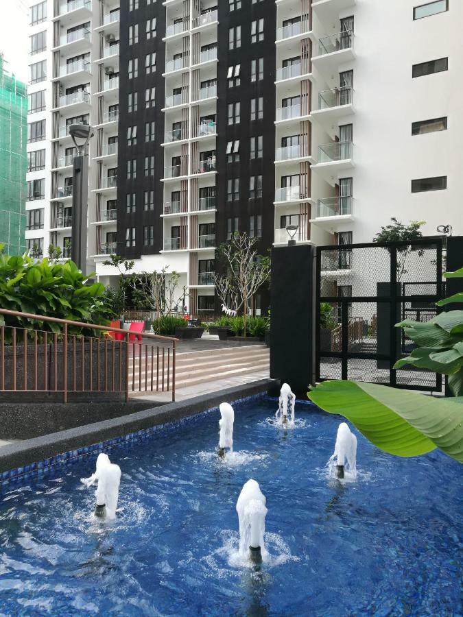 The Tropic@Midhill Genting Apartment Dataran Tinggi Genting Bagian luar foto