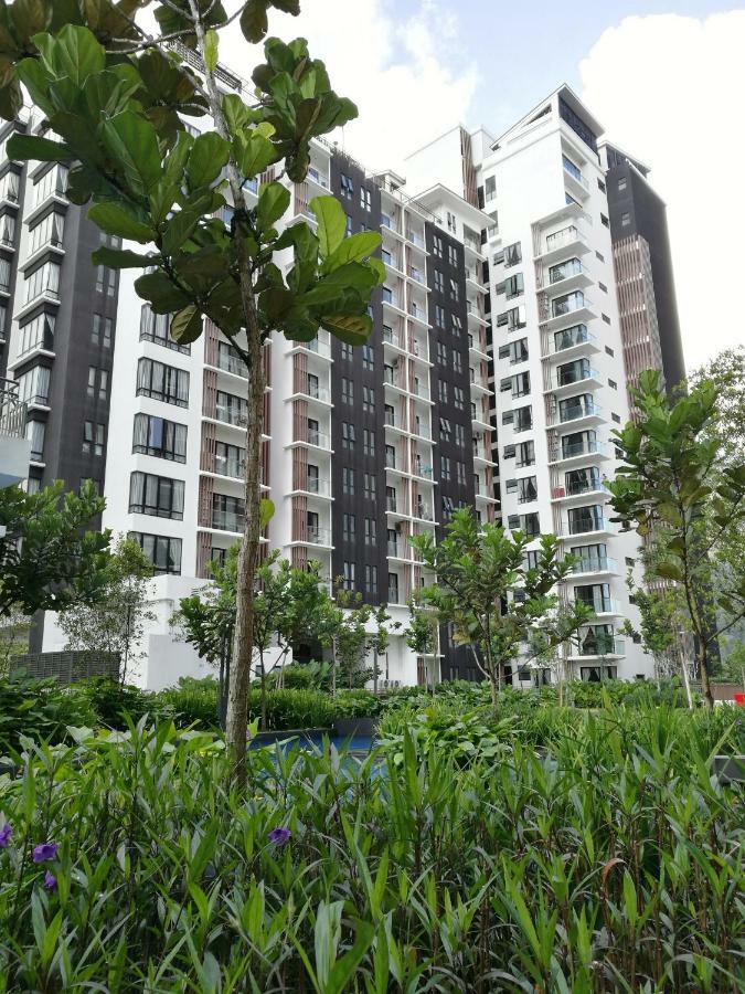 The Tropic@Midhill Genting Apartment Dataran Tinggi Genting Bagian luar foto