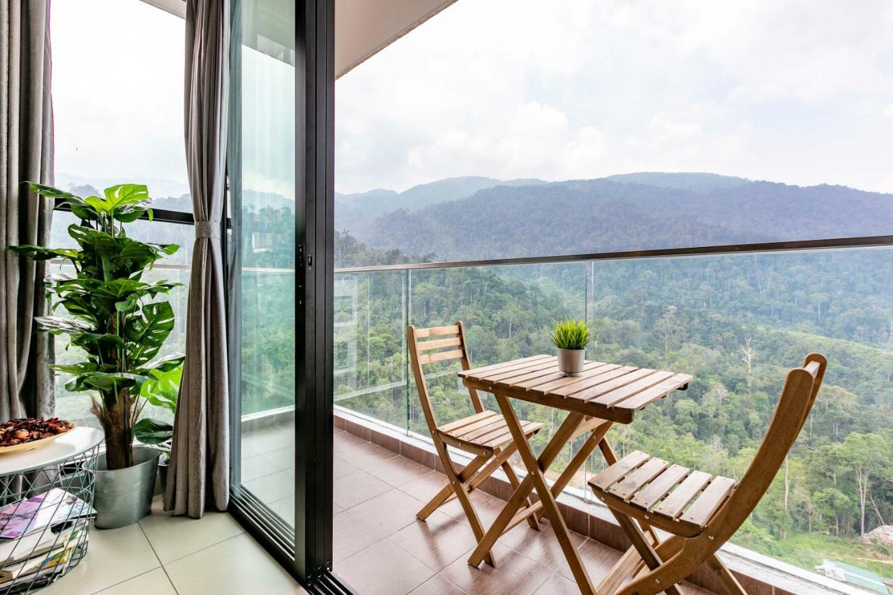 The Tropic@Midhill Genting Apartment Dataran Tinggi Genting Bagian luar foto